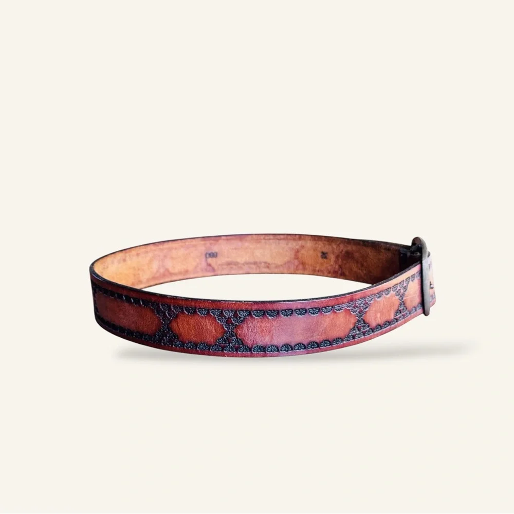 Vintage 90s Tooled Leather Belt Size 32 Western Boho - Picture 7 of 16